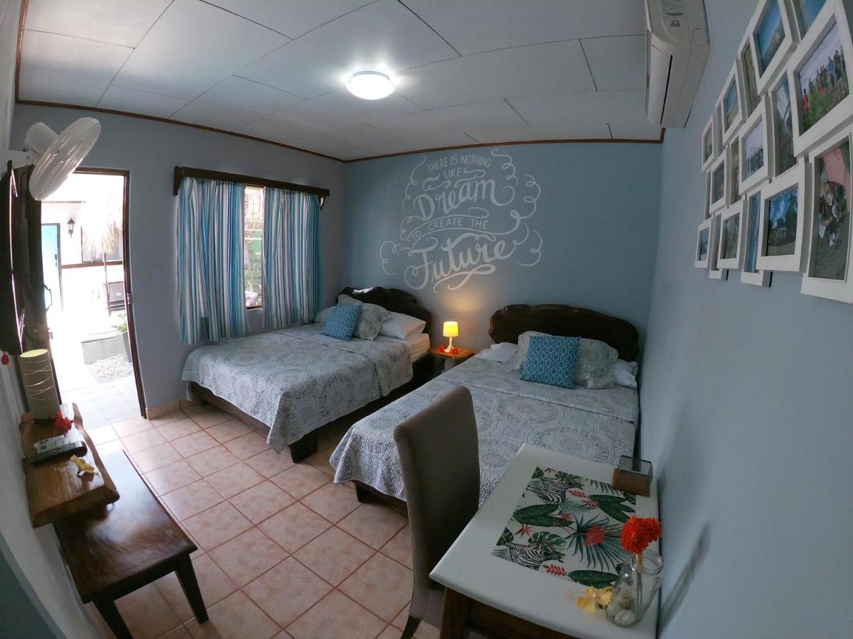 Hotel Perico Azul & Surf Camp Jacó Dış mekan fotoğraf